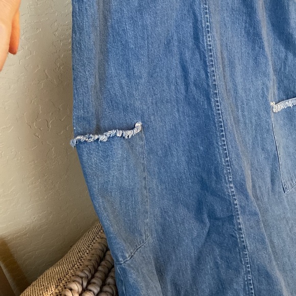 Old Navy denim media pocket raw hem dress - Picture 3 of 4